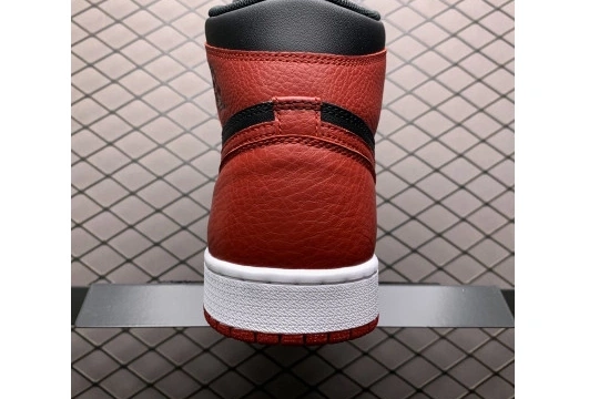 HV6674-067 '85 Bred HV6674-067  (2025) Retro OG High Jordan  1 0608